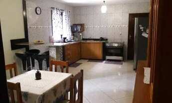 Imagem 2: Casa para venda possui 55 metros quadrados com 2 quartos em Castelo Branco - Salvador - BA