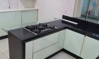 Imagem 2: Casa (Em condomínio), com 4 quartos e 4 banheiros à Venda, 330 m² em Uberlândia/MG