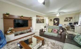 Imagem 3: Casa de Condomínio para Aluguel - Jardim Três Marias, 3 Quartos, 250 m2