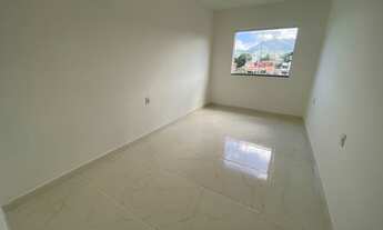 Imagem 7: Casa para venda tem 120 metros quadrados com 2 quartos e terreno grande com vaga de garage