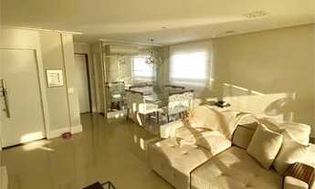 Imagem 2: Apartamento na Mooca com 127m2 com 3 dormitórios, sendo 3 suítes, 4 banheiros varanda gour