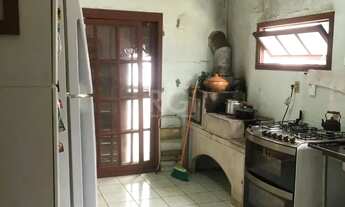 Imagem 4: Casa/terreno medindo 200m² de privativo, 550m² totais no bairro Partenon, 9 vag