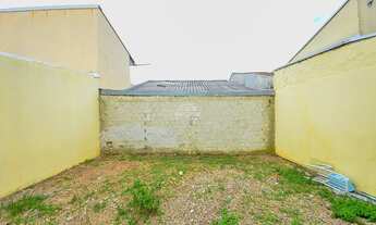 Imagem 2: Casa para venda tem 42 metros quadrados com 2 quartos em Campo de Santana - Curitiba - PR