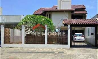 Imagem: Sobrado em Rua Leopoldo Scharlau - Nova