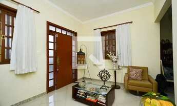 Imagem 5: Casa à Venda - Colégio Batista, 3 Quartos, 550 m2