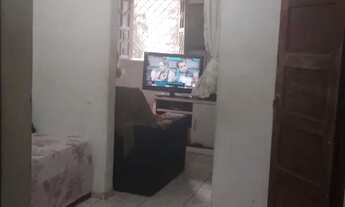 Imagem 4: Casa térreo e primeiro andar com garagem. Para venda ou aluguel