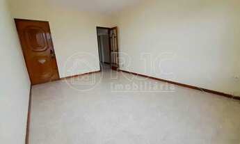 Imagem 2: Apartamento para venda tem 82 metros quadrados com 2 quartos em Tijuca - Rio de Janeiro