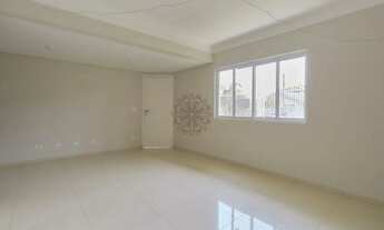 Imagem 4: Sobrado independente em Santa Felicidade com suíte, ático e 2 vagas de garagem