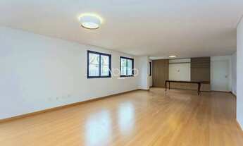 Imagem 2: Apartamento semimobiliado à Venda no Bigorrilho 164 m², 3 Suítes e 3 Vagas de Garagem