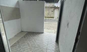 Imagem 5: Casa com quarto, sala e cozinha americana, banheiro e área de serviço