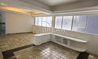 Imagem 7: Imóvel para venda possui 300 metros quadrados com 3 quartos