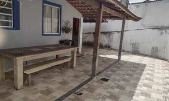 Imagem 4: Casas para venda no Condomínio Village do Horto em Macaé/RJ, 02 Quartos, 1 Vaga, Varandão