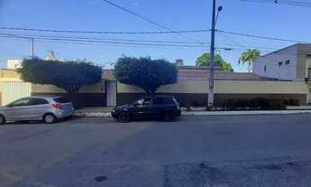 Imagem 3: JB CASA EM CAPIM MACIO COM 3 QUARTOS SENDO 3 SUÍTES/400m²