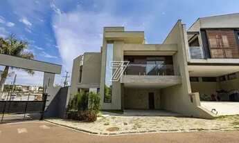 Imagem 2: Casa em Condominio a venda Boa Vista possui 298 m2 com 3 suites e 4 vagas garagem