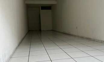 Imagem: Vendo Loja em Sepetiba - com Banheiro e