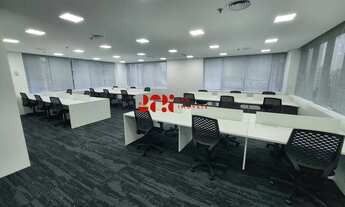 Imagem 2: Sala comercial na Berrini - 172m², mobiliada, 04 vagas