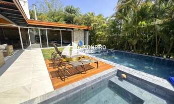 Imagem 4: Casa luxuosa em Juquehy para temporada! Venha conferir!