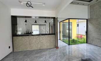 Imagem 3: Imóvel para venda possui 117 metros quadrados com 3 quartos em São José do Imbassaí - Mari