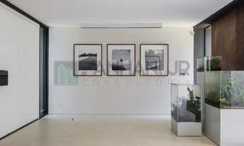 Imagem 2: Vendo belissíma casa com iluminação natural, arquitetura moderna e minimalista. Distribuí