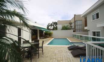 Imagem: CASA EM CONDOMÍNIO - ALPHAVILLE - SP