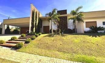 Imagem: Casa de Alto Padrão em Condomínio Fechado