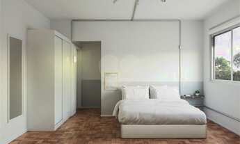 Imagem 4: Totalmente Reformado! 5 Quartos e 2 Suítes! Metrô Oscar Freire a 5 minutos á pé!