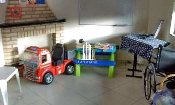 Imagem 4: Casa sobrado à venda de 3 dormitórios (3 suítes) e 5 vagas de garagem em Nova Petrópolis