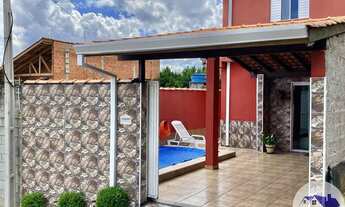 Imagem: Sobrado para venda tem 100 metros quadrados