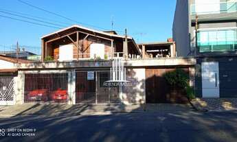 Imagem: CASA ASSOBRADADA COM 4 DORMITORIOS, 4 BANHEIROS