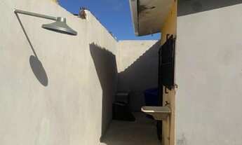 Imagem 4: Casa com 2 qts, com excelente acabamento, imóvel de esquina, rua asfaltada, à venda por R