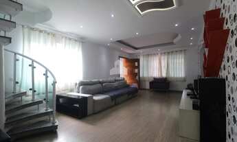 Imagem 4: Sobrado à venda de 244 m² com 4 dormitórios, sendo 1 suíte por R$850.000,00 localizado no