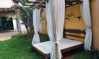 Imagem 3: Casa para venda possui 300 metros quadrados com 6 quartos ACFERRAZ1800