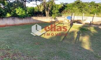 Imagem 6: CHACARA NO VALE DO IGAPO PARA LOCAÇÃO COM PISCINA E AMPLA ÁREA VERDE