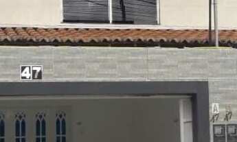 Imagem: Alugo casa de 1° andar ( Castelo Branco