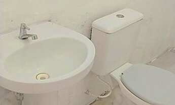 Imagem 4: ALUGO KITNET Quarto com aluguel por R$300 /mês