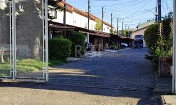 Imagem: Porto Alegre - Casa Padrão - Hípica