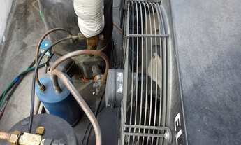 Imagem 2: Frigorífico Galpão / depósito com 2 vagas na garagem