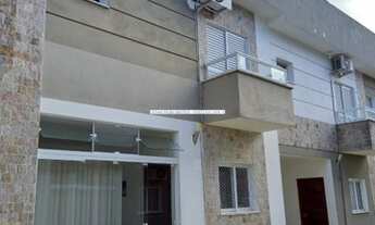 Imagem: Sobrado com 2 suítes a 700 metros da Praia