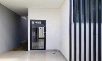 Imagem 2: Sobrado para Venda em Uberlândia, Bairro Vida Nova, 3 dormitórios, 1 suíte, 3 banheiros, 2