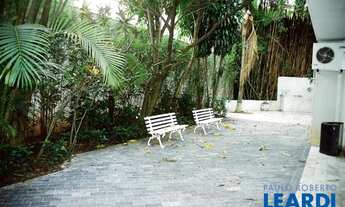 Imagem 5: CASA ASSOBRADADA - JARDIM EUROPA - SP