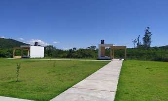 Imagem 7: VIVA COM UMA NATUREZA EXUBERANTE AO SEU REDOR