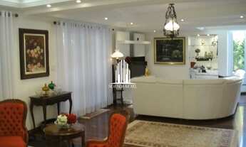 Imagem 7: Casa assobrada no Residencial Alphaville 5 com 5 suítes e 6 vagas de garagem