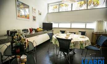 Imagem 7: CASA ASSOBRADADA - JARDIM EUROPA - SP