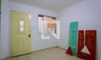 Imagem 2: Casa para Aluguel - Cidade Sao Jorge, 1 Quarto, 30 m2