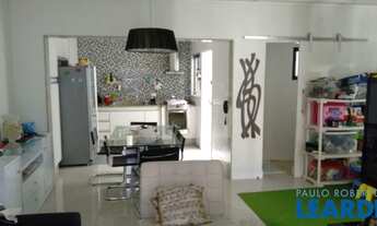 Imagem: CASA EM CONDOMÍNIO - ÁGUA RASA - SP