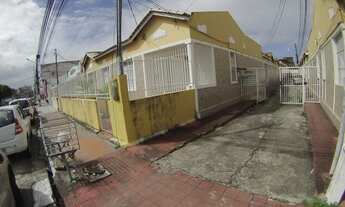 Imagem 2: Casa para aluguel possui 70 metros quadrados com 2 quartos em Getúlio Vargas - Aracaju - S