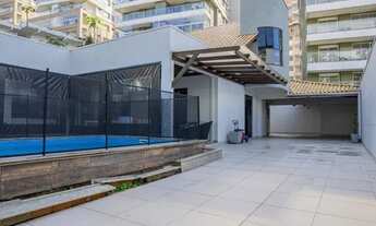 Imagem 3: Locação Anual - Casa mobiliada com 3 dormitórios e piscina privativa - Itajaí