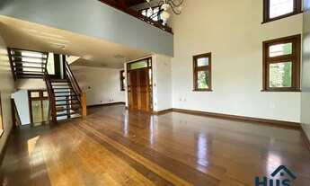 Imagem: Maravilhosa Casa Estilo Colonial com 5 Quartos