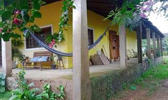 Imagem: Casa de campo com sítio