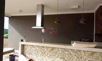 Imagem 2: Locação - Casa em Condomínio sobrado, com 4 suítes sendo 1 master com hidromassagem, sala